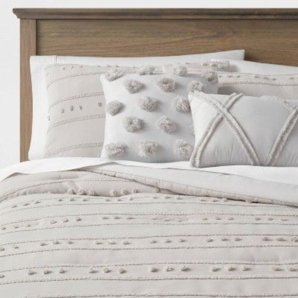 4pc Twin/Twin Extra Long Clipped Stripe Poms Comforter Bedding Set Gray